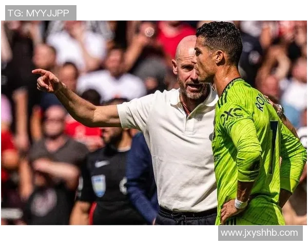 C罗在对阵罗马时遭遇嘲讽引发热议球迷反应各异